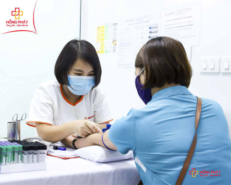 Bệnh viện Đa khoa Hồng Phát phối hợp với Công ty CP Him Lam Thủ Đô tổ chức thăm khám định kỳ cho cán bộ nhân viên trong công ty