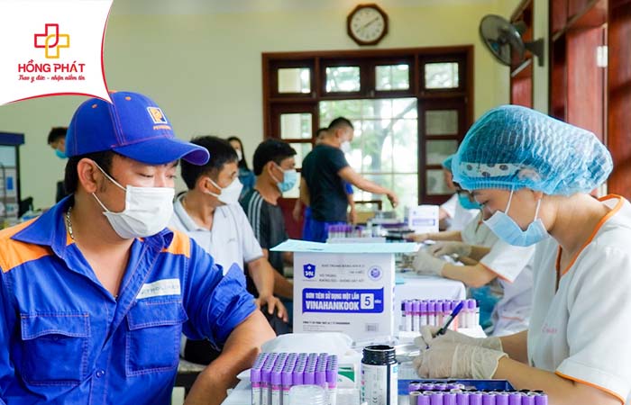 Bệnh viện Đa khoa Hồng Phát tổ chức thăm khám sức khỏe định kỳ cho CBCNV Công ty CP Thương mại và Vận tải Petrolimex Hà Nội