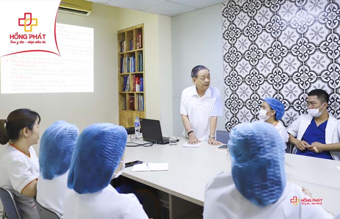 Bệnh viện Đa khoa Hồng Phát tổ chức tập huấn An toàn vệ sinh lao động 2023